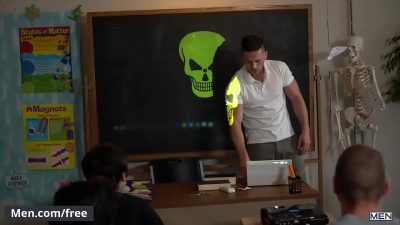 Phim sex gay lộ clip thủ dâm của thầy giáo