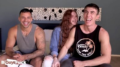 Phim sex rủ bạn thân về chơi tập thể