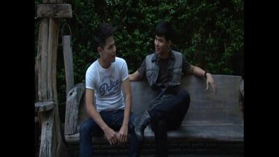 Mất Niềm Tin Vào Phụ Nữ Tìm Tới Tình Dục Đồng Tính Nam