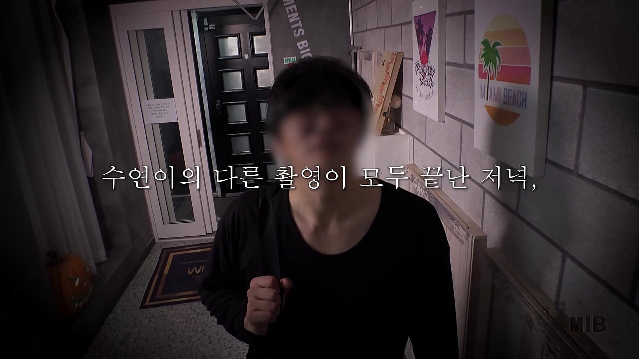 Gái Hàn Quốc Hứng Tình Gọi Trai Bao Về Tận Nhà Địt